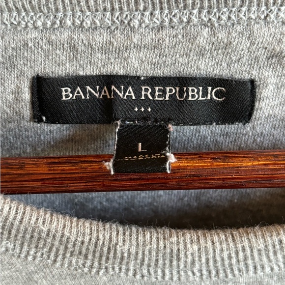 Banana Republic - Picture 2 of 3